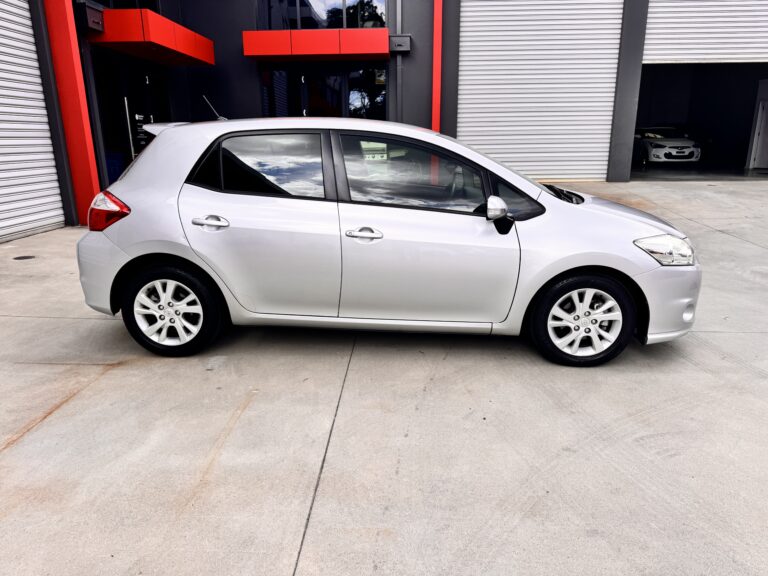 2012 Toyota Corolla Accents sport