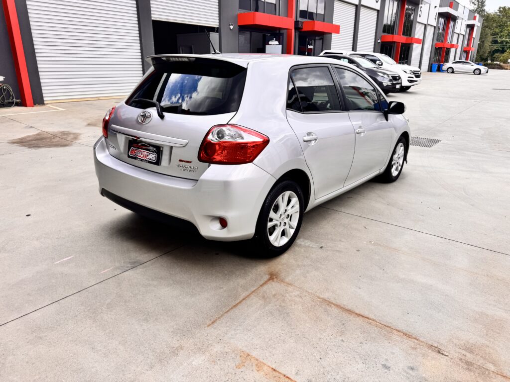 2012 Toyota Corolla Accents sport