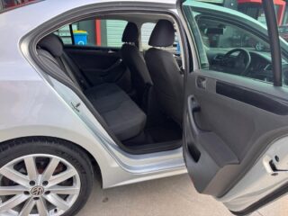2011 Volkswagen Beetle, Jetta A6 Sedan/Saloon Petrol Automatic silver for sale at Fathi co PTY LTD image 10
