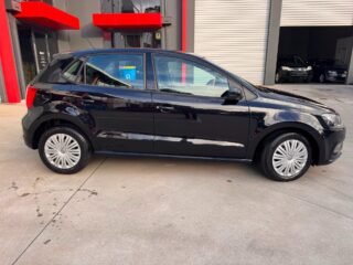 2017 Volkswagen Polo CrossPolo V (facelift 2014) Hatchback/Liftback/Notchback Petrol Automatic black for sale at Fathi co PTY LTD image 2