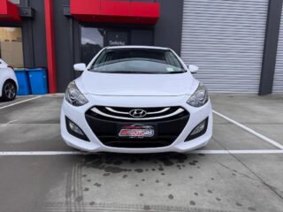 2014 Hyundai i30 i30 II Hatchback/Liftback/Notchback Petrol Automatic white for sale at Fathi co PTY LTD image 8