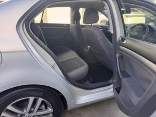2008 Volkswagen JETTA Sedan/Saloon Diesel Automatic silver for sale at Fathi co PTY LTD image 10