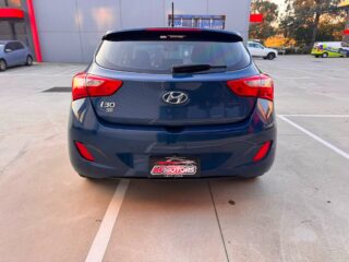 2014 Hyundai i30 se Hatchback/Liftback/Notchback Petrol Automatic blue for sale at Fathi co PTY LTD image 4