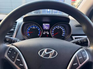 2014 Hyundai i30 se Hatchback/Liftback/Notchback Petrol Automatic blue for sale at Fathi co PTY LTD image 15