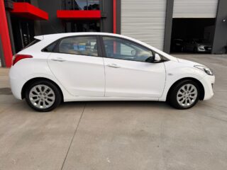 2015 Hyundai i30 Hatchback/Liftback/Notchback Petrol Automatic white for sale at Fathi co PTY LTD image 4