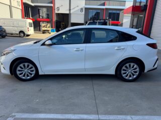 2022 Kia Cerato Hatchback/Liftback/Notchback Petrol Automatic white for sale at Fathi co PTY LTD image 5