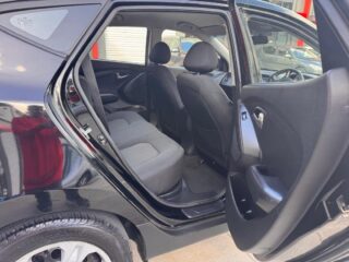 2012 Hyundai ix35 ix35 Wagon Petrol Manual black for sale at Fathi co PTY LTD image 12