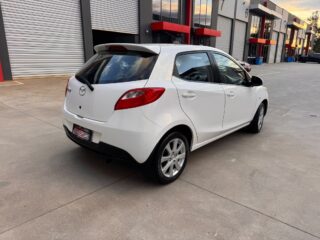 2007 Mazda 2 2 II (DE) Hatchback/Liftback/Notchback Petrol Manual white for sale at Fathi co PTY LTD image 3