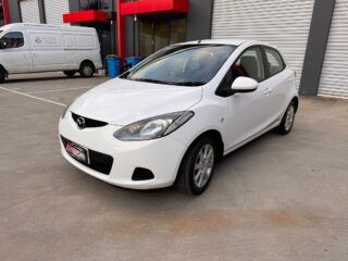 2007 Mazda 2 2 II (DE) Hatchback/Liftback/Notchback Petrol Manual white for sale at Fathi co PTY LTD image 7
