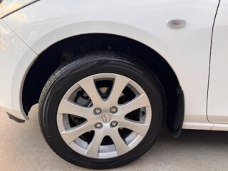 2007 Mazda 2 2 II (DE) Hatchback/Liftback/Notchback Petrol Manual white for sale at Fathi co PTY LTD image 15