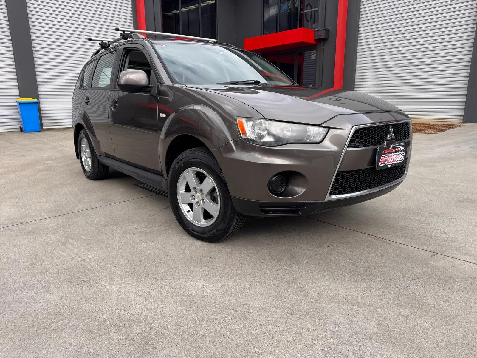 2010 Mitsubishi Outlander Outlander II Wagon Petrol Automatic brown for sale at Fathi co PTY LTD image 1