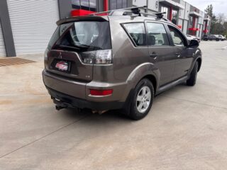 2010 Mitsubishi Outlander Outlander II Wagon Petrol Automatic brown for sale at Fathi co PTY LTD image 3