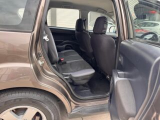 2010 Mitsubishi Outlander Outlander II Wagon Petrol Automatic brown for sale at Fathi co PTY LTD image 11