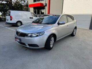 2012 Kia cerato s Hatchback Petrol Automatic silver for sale at Fathi co PTY LTD image 7