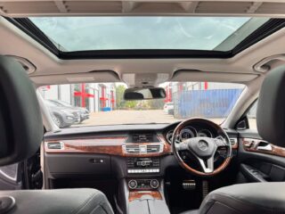 2012 Mercedes-Benz CLS 500 Sedan/Saloon Petrol Automatic black for sale at Fathi co PTY LTD image 18