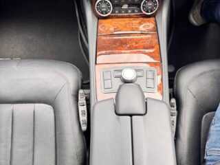 2012 Mercedes-Benz CLS 500 Sedan/Saloon Petrol Automatic black for sale at Fathi co PTY LTD image 15